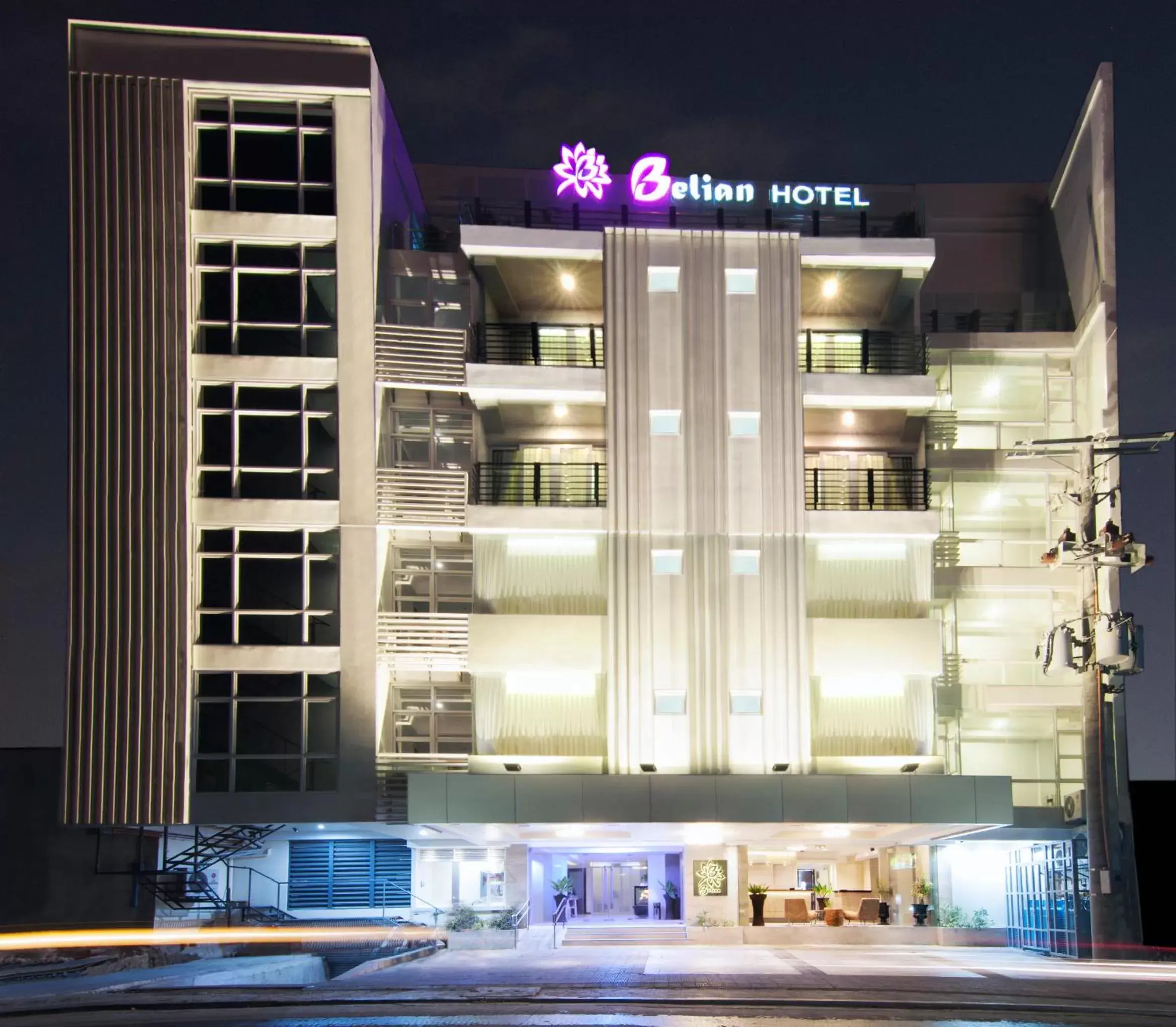 Facade/entrance in Belian Hotel
